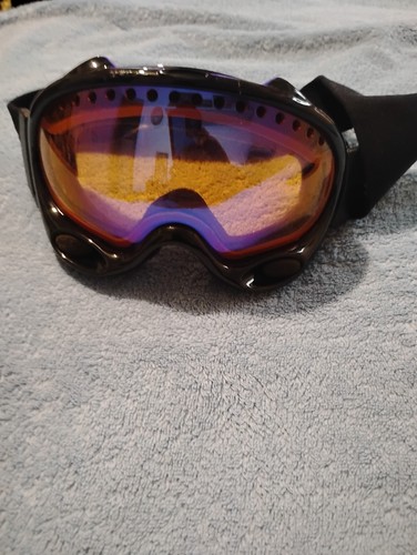 Oakley black snowboard goggles - oakley,