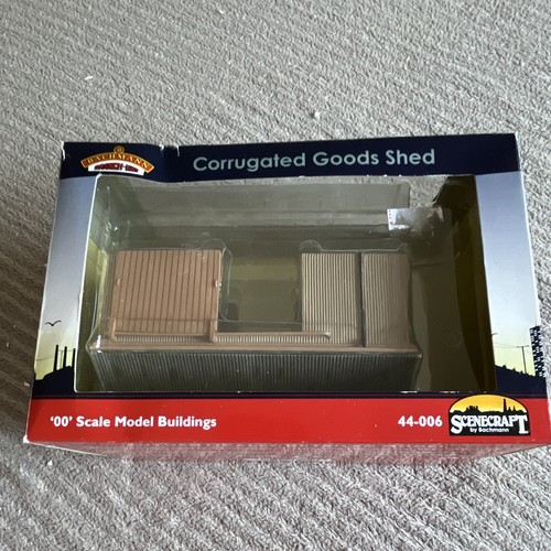 Bachmann scenecraft corrugated - scenecraft,
