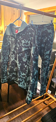 Nike men tech - xs,