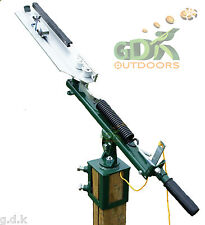 GDK FULL COCK, POST MOUNT CLAY PIGEON TRAP, CLAY TARGET THROWER, PM100
