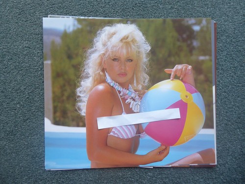 Calendar page girl - 3,