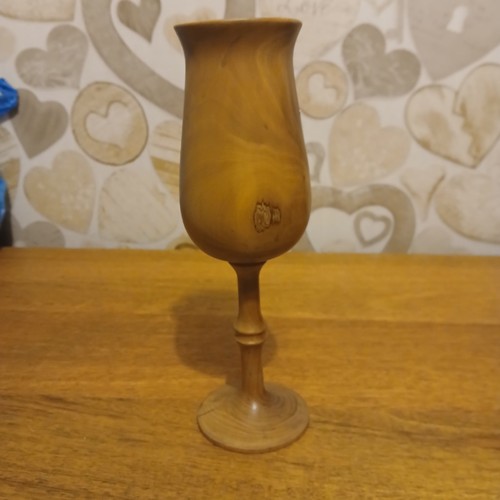 Vintage wooden hand turned - wooden,