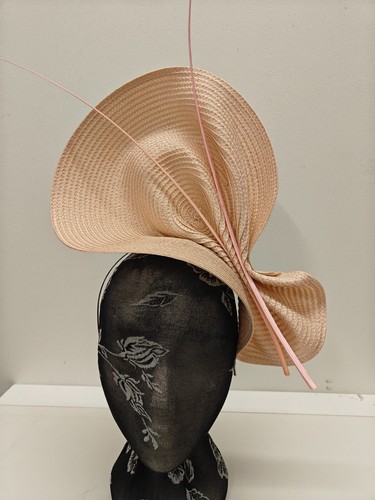 Nude pink straw fascinator - nude,