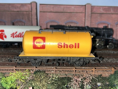 Hornby gauge 4 wheeled - oo,