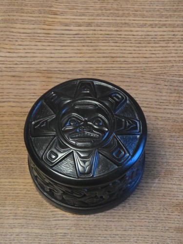 Haida black trinket box - black,