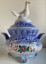 Capodimonte style Italian