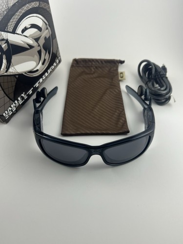 Oakley split thump mp3 - oakley, crystal