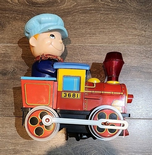 Vintage tin plate train battey - tin,