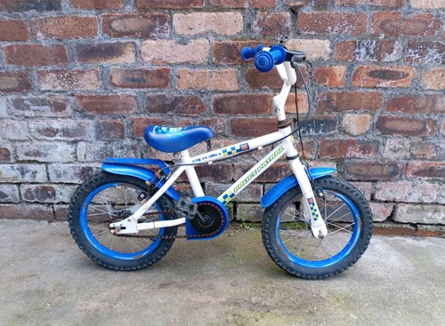 Apollo police patrol bike - police,