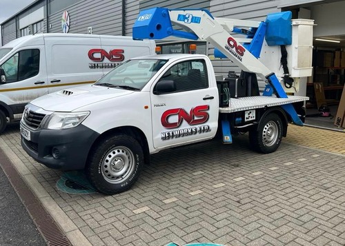 Toyota hilux cherrypicker - hilux,