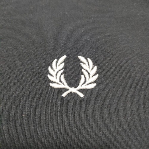 Fred perry silver logo shirt - fred,