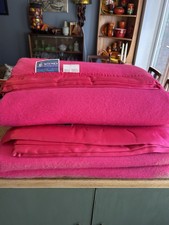 2 Vintage Hot Pink Witney Bed