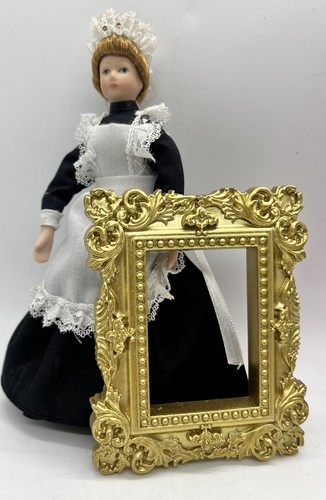 Dolls house very - , large