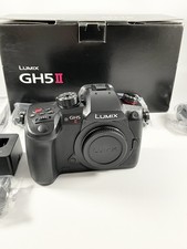 Panasonic LUMIX GH5 II 20.3MP
