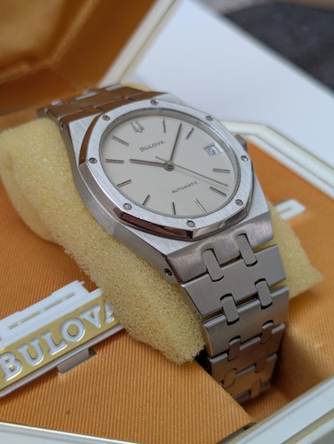 Vintage bulova royal oak - bulova, "royal