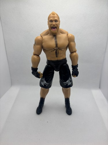 Brock lesnar wwe figure modern - wwe,
