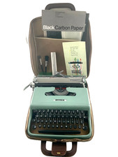 Olivetti Lettera 22 green