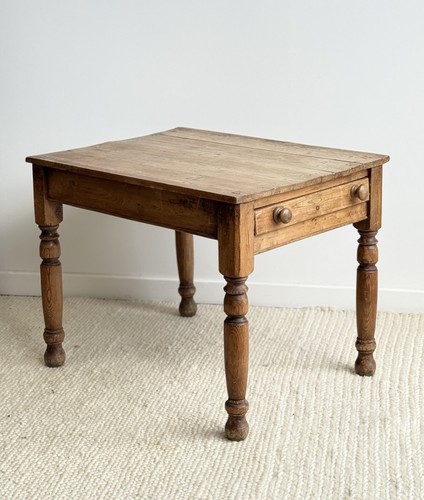 Pine antique farmhouse style - antique, farmhouse-style