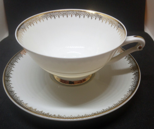 Fine bone china - fine, wide