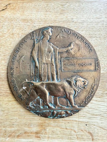 Ww1 memorial death plaque - ww1,