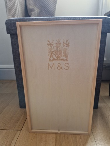 Empty wine box for 2 - m&s,