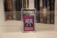 2003 Yu-Gi-Oh! - Huge Revolution - 1st Edition - Magician's Force - CGC 7 - NM