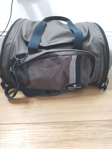 Samsonite travel hand luggage - hand,