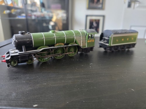 Hornby gauge lner 4472 - hornby,
