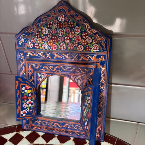 Moroccan hand maid mirror - hand,
