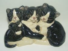 Heredities Creamware Cats
