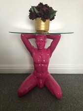 Art deco Coffee table man magenta