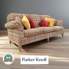 PARKER KNOLL Burghley Grand