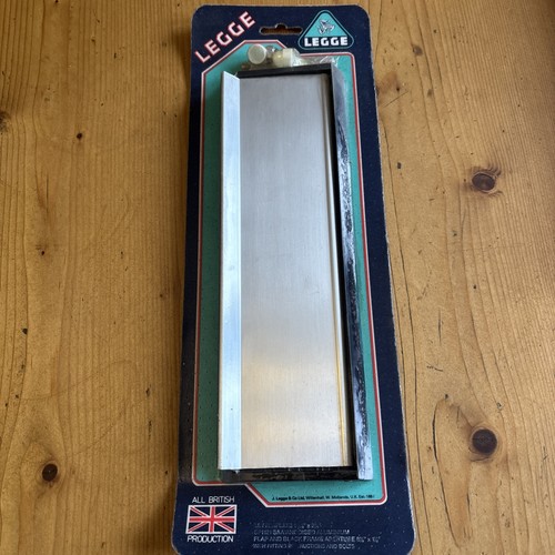 Ledge letter plate box front - letter,