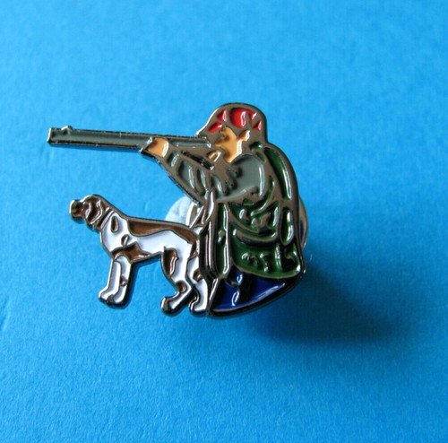 New hunter dog pin badge - new,