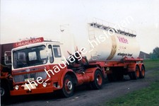 THH Truck Photos - AEC - S