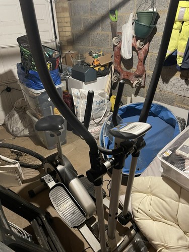 Cross trainer - cross,
