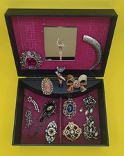 Vtg Costume Jewellery Lot of 12 Brooches + Musical Jewellery Box Working  Sweden