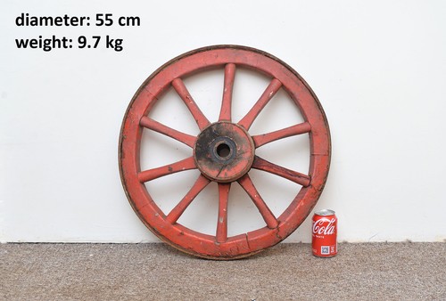 Vintage old wooden cart - , wagon