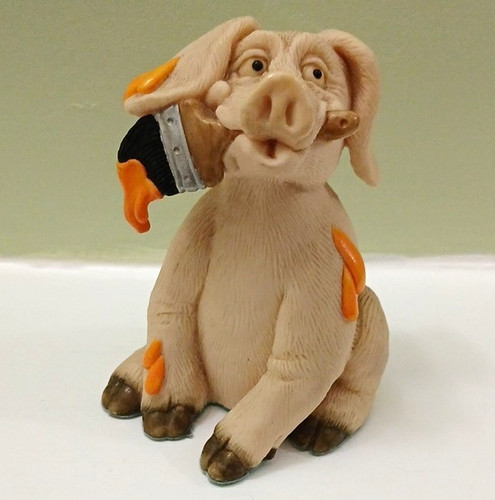 Piggin resin decorative - resin, pig