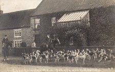 SINNINGTON NEAR PICKERING. SINNINGTON FOXHOUNDS. LORD HELMSLEY M.F.H. BY H.A.