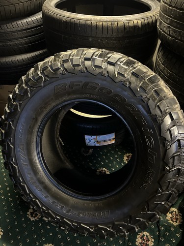 35x12 50r17 121q bf - 121q,