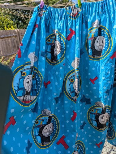 Thomas tank engine - thomas,