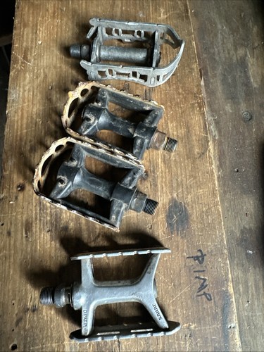 Job lot bike pedals vintage - job,