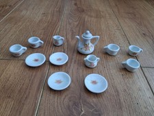 Vintage Miniature Dolls House