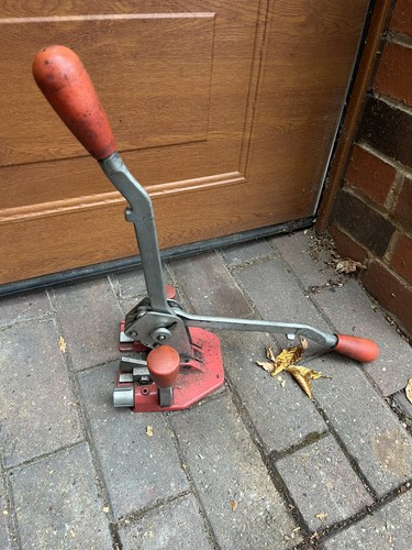 Metal manual strapping machine - metal,