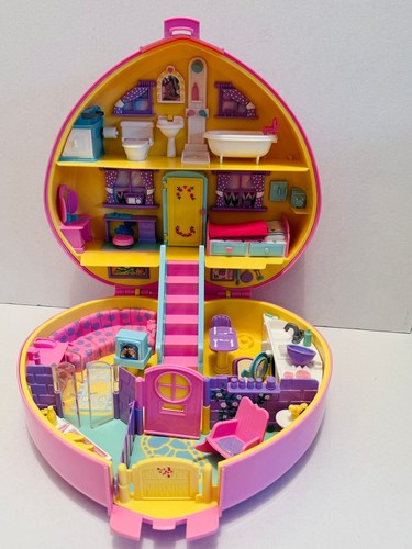 Lucy locket polly pocket - locket,