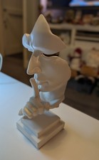 Abstract Face Statue Figure