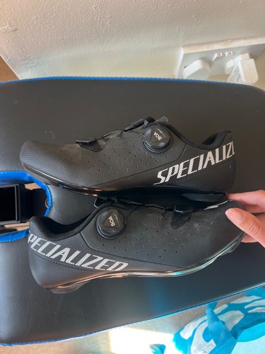 Specialized cycling black