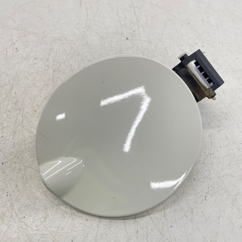 Fiat 500 fuel flap door - fiat,