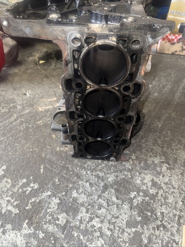 Defective engine block for